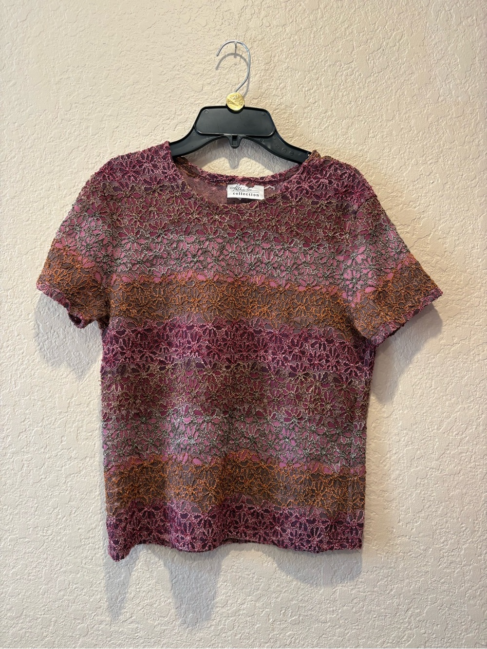 Vintage Kathie Lee Collection Purple Lace Short Sleeve Knit Top w/Brown Accent